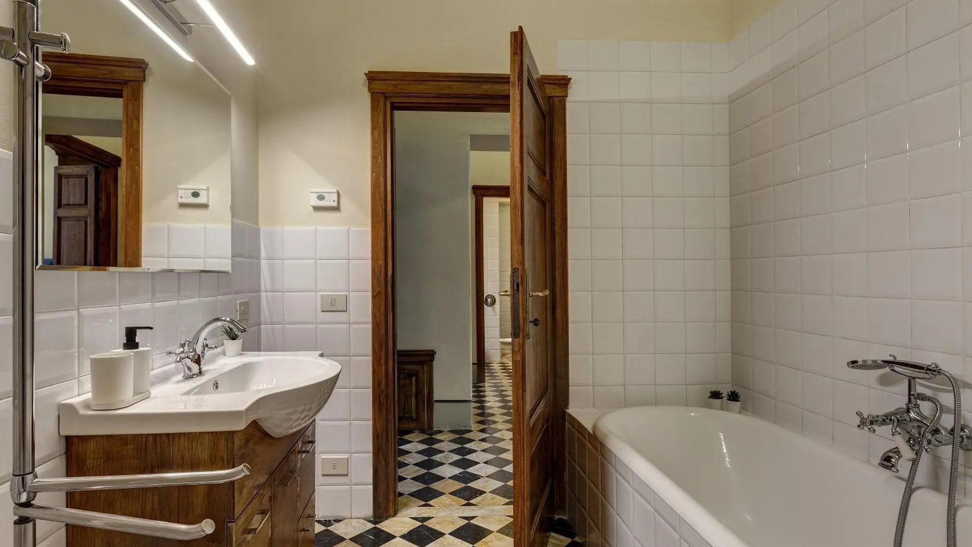 Le Farine Della Signoria Apartments By Mamo Florence