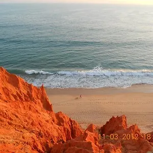 https://albufeira-falesia-beach-apartment.hotelaalgarve.com